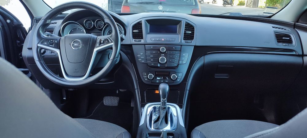 Opel Insignia 2011 Gasóleo e automático
