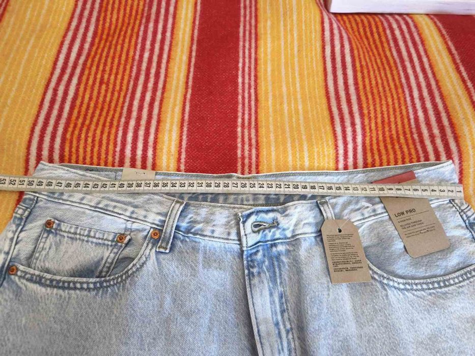 Жіночі джинси Levi's Low Pro Lightweight Women's Jeans
