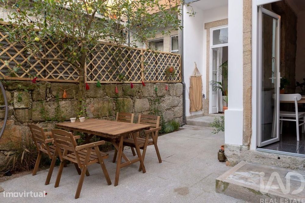 Prédio T5 em Cedofeita, Santo Ildefonso, Sé, Miragaia, São Nicolau e V