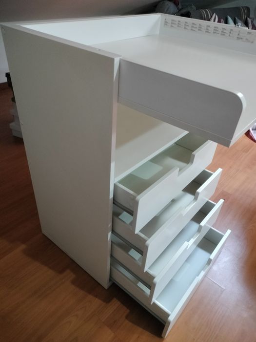 Trocador/secretária ikea