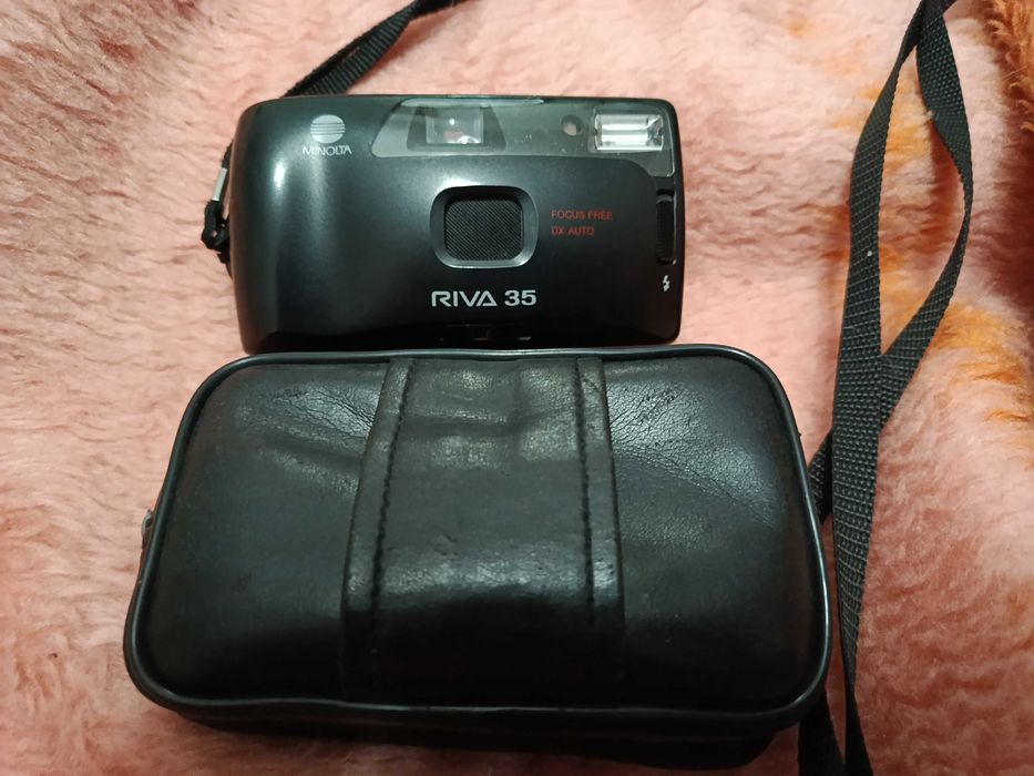 Máquina Fotográfica Minolta Riva 35