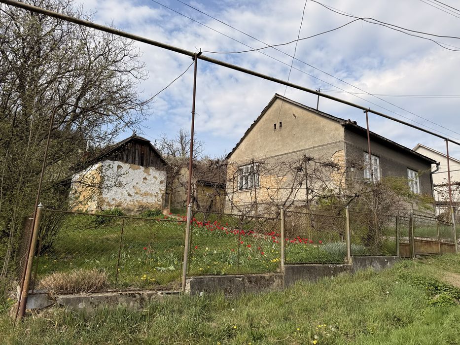 Продаж приватного будинку Перечин - Вид 5