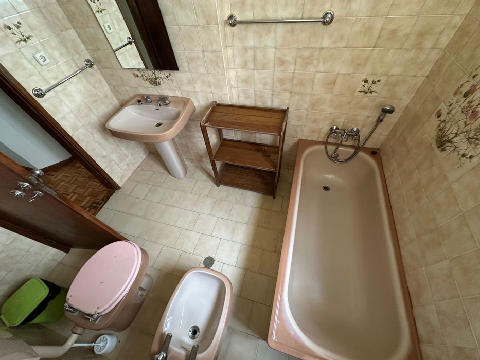 T3 no centro do Fundão para arrendamento prolongado