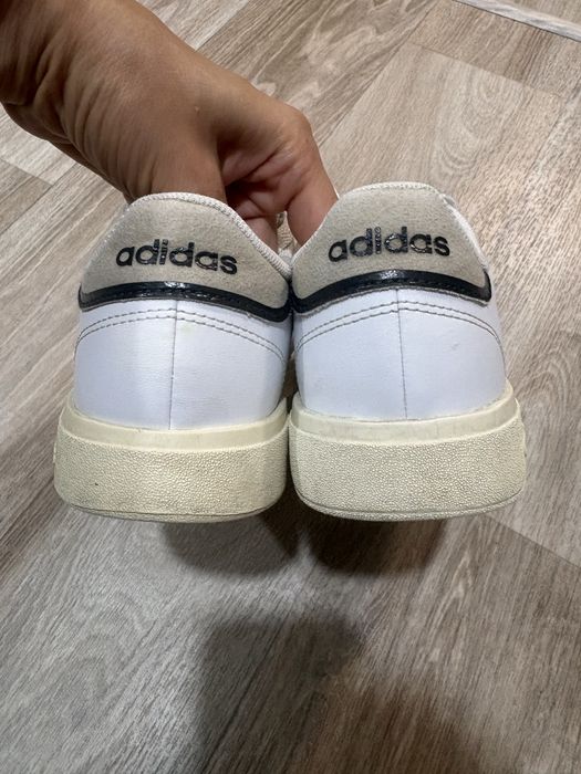 Adidas кросівки 38р