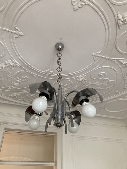 Candeeiro de teto antigo