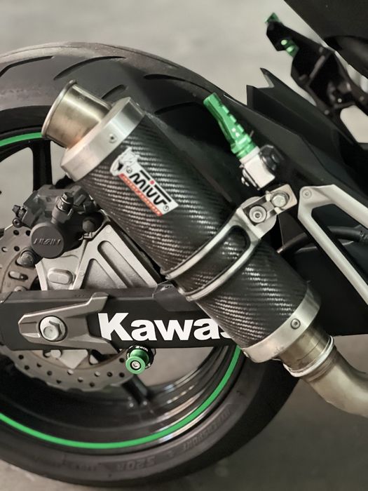 Escape mivv carbon GP com cartao de homologacao