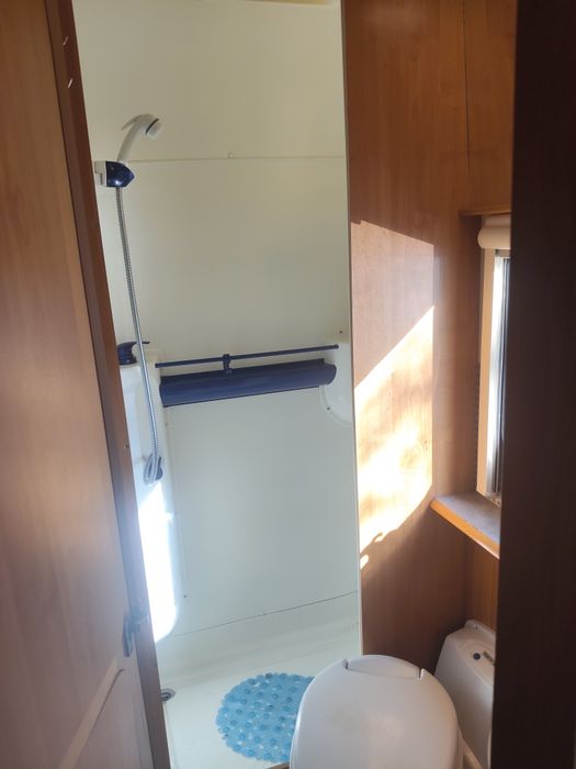 Hymer Fiat Ducato 2.8 JTD (2001) – Apenas 140.000 km / 5 Lugares / Sol