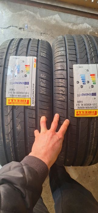 Nowe opony Pirelli scorpio 235/45 r20 lato dla dzieci