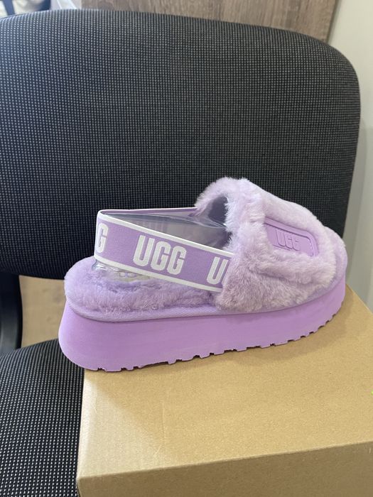 Uug якісні, зручні, стильні босоніжки