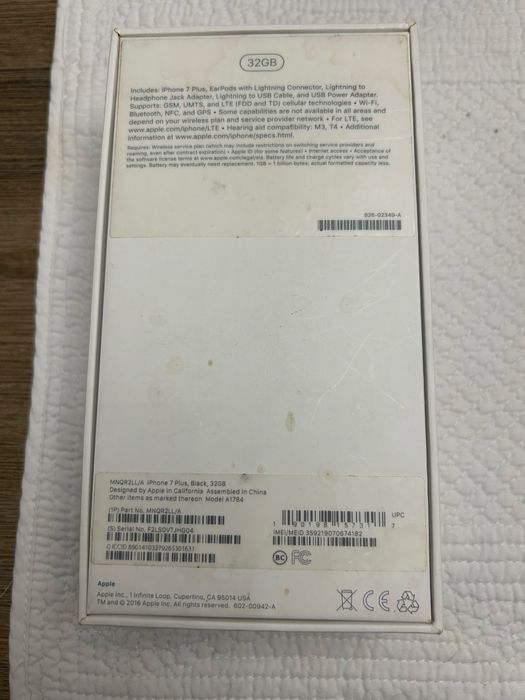 iPhone 7 plus 32 GB czarny  etui