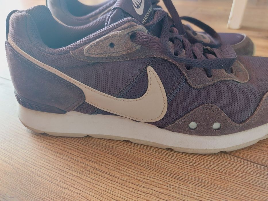 Nike venture Runner fiolet rozmiar 39