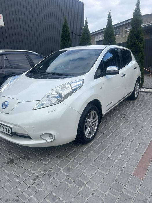 Здам в оренду нісан ліф