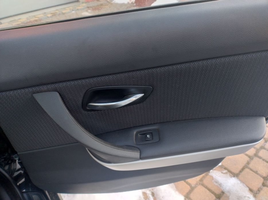 Wnętrze Fotele kanapy sedan  E90 lift Europa