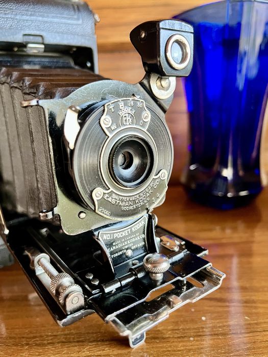 Antiga maquina fotografica no1 pocket kodak