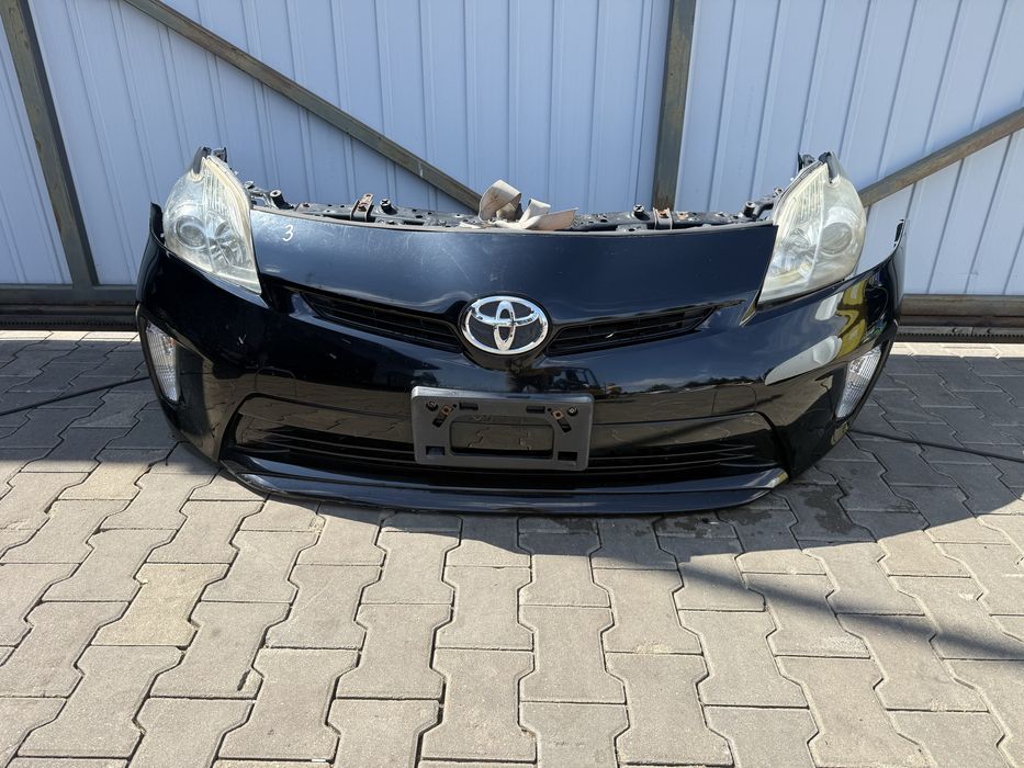 Toyota Prius III 3 zderzak wzmocnienie reflektor wentylatory 2011-2015 lift