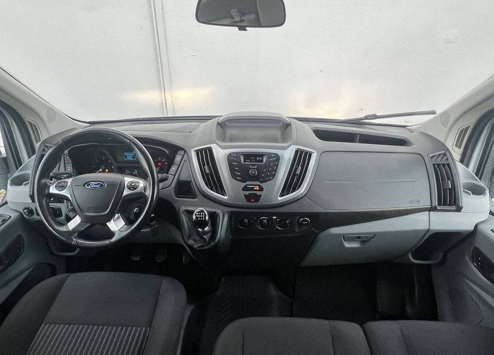 Ford tranzit 2019r.2.0 9 osobowy