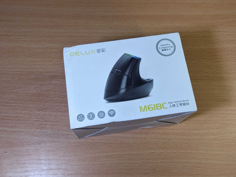 Беспроводная мышь Delux M618C RGB Black | Вертикальная |