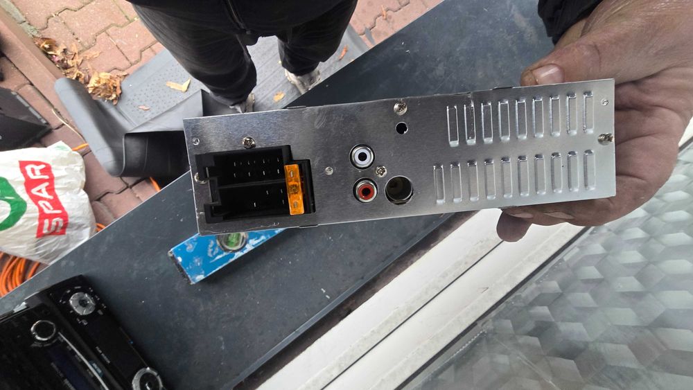 Radio samochodowe Manta