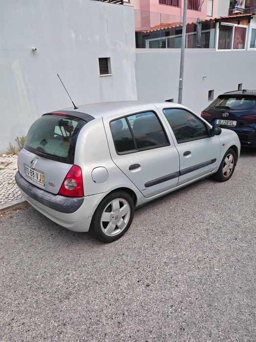 Renault Clio 1.5 DCI 2003 — photo 2