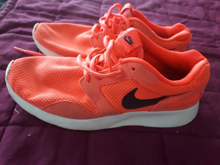 Adidas pomarańczowy nike 38