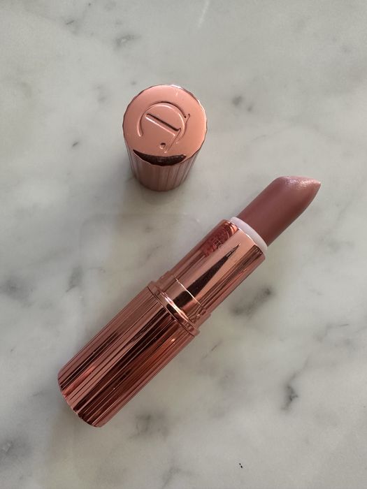 CHARLOTTE TILBURY Hollywood Beauty Icon K.I.S.S.I.N.G Pomadka do ust