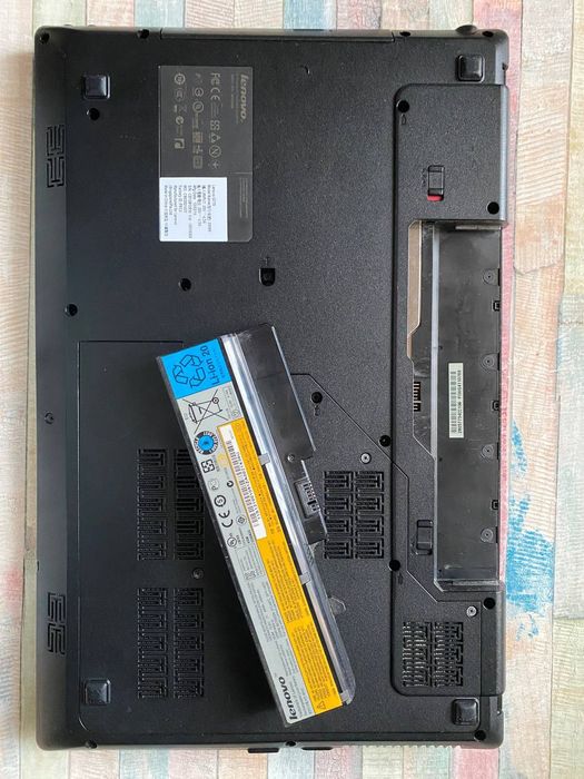 Ноутбук lenovo G770 РОБОЧИЙ