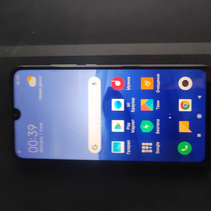 Redmi 7 4/64Gb вживаний