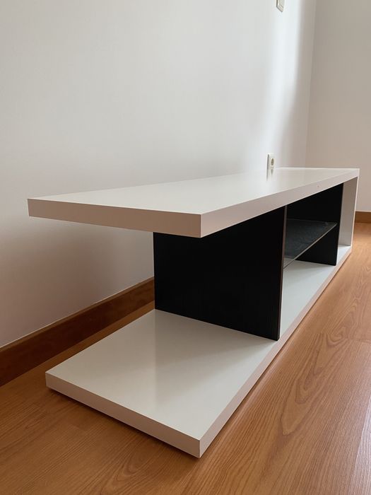 Móvel de sala para TV