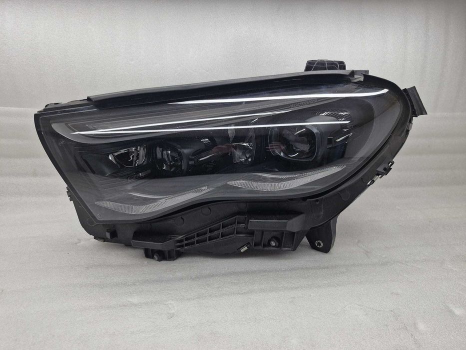 Mercedes E-Klasa W214 Digital Light Lampa Lewa Przód A2149066102