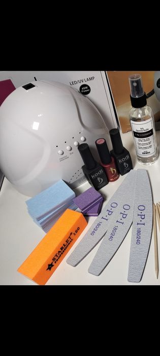 Стартовий набір для манікюру з лампою Sun One, фрезером,топ, база,лак
