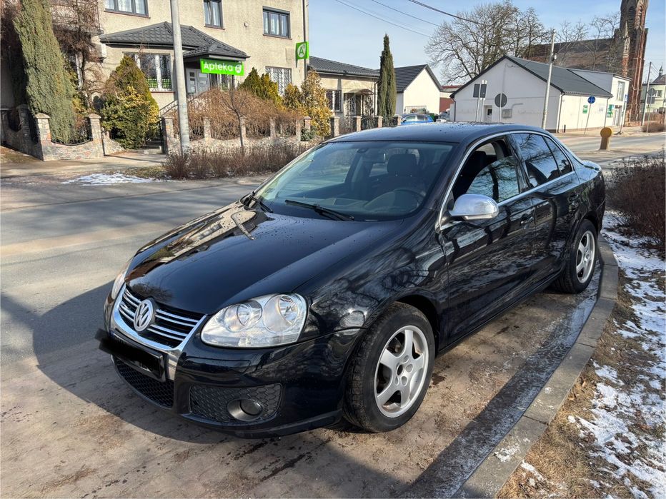 Volkswagen Jetta 1.6 z gazem