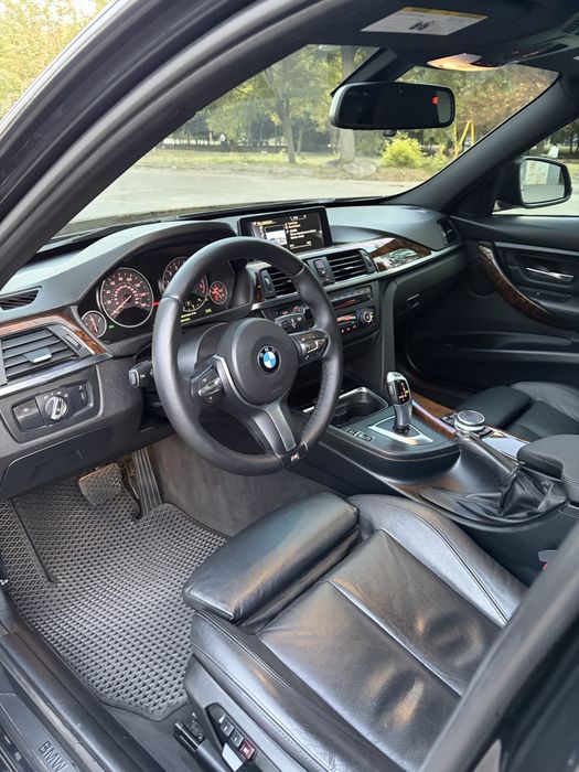 BMW F30 . 3 series