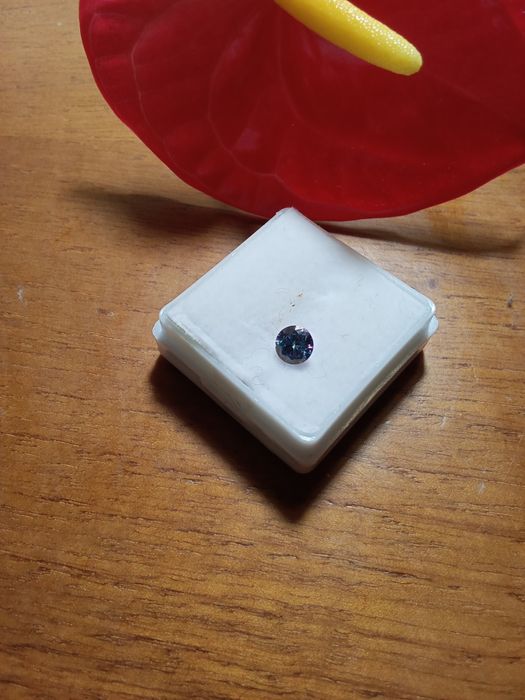 Diamante CVD Azul. 0,40 Quilates 4,50 mm Claridade VVVS  Certificado