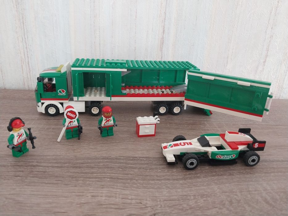 Набор лего 60025