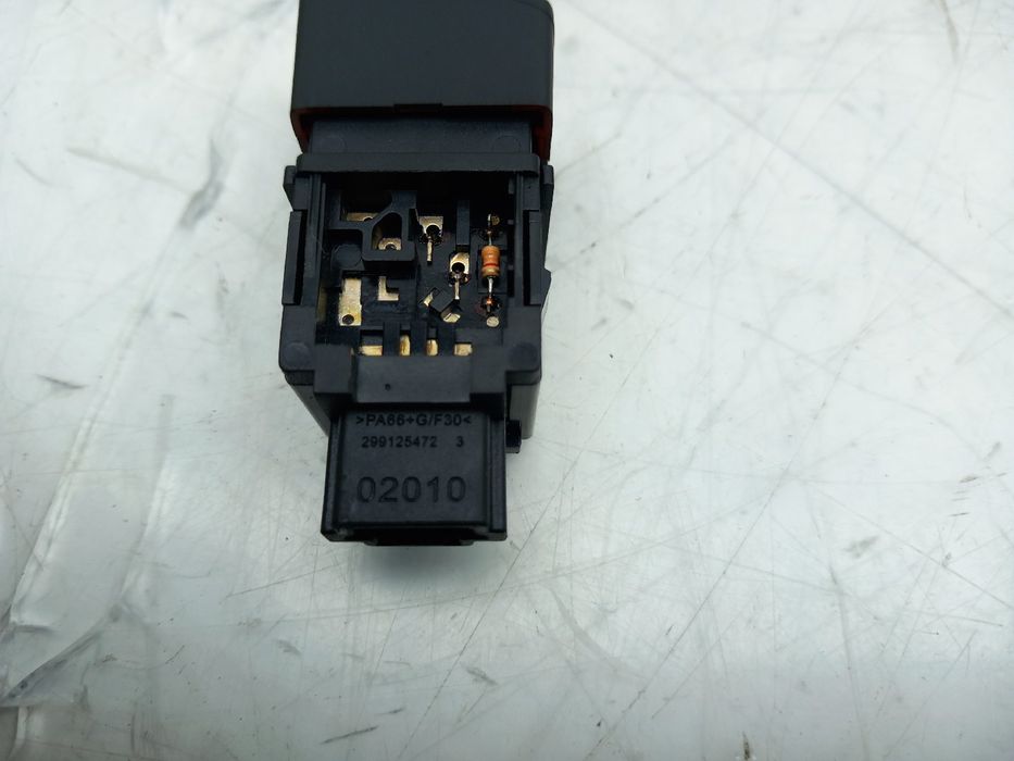 Botão / interruptor 4 piscas NISSAN Micra V (K14)