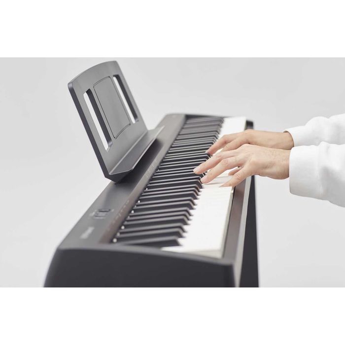 В наявності цифрове піаніно Roland FP-30X WH/BK Нові консультація
