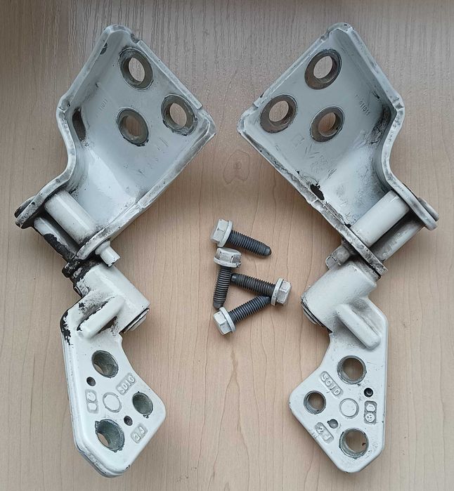 Zawiasy drzwi prawe tylne Peugeot Partner II /Citroen Berlingo II