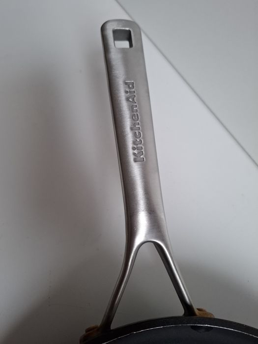 Patelnia KitchenAid