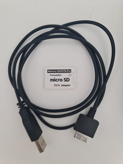 PS Vita - Charger and Adapter64751082832642120