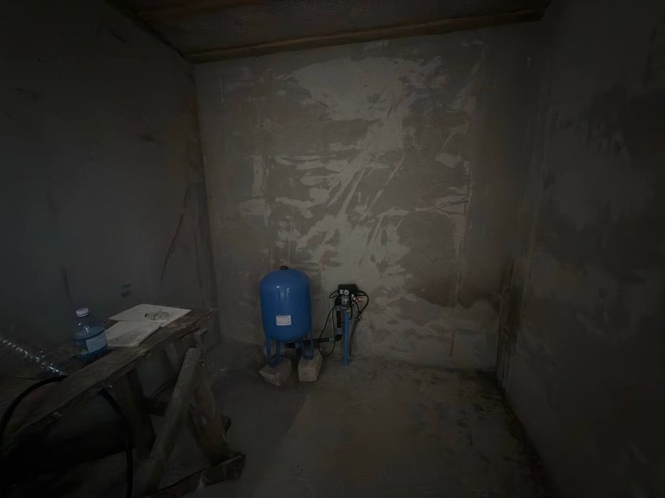 Продається новий одноповерховий будинок в Немішаєве, 140 м2 на 8 соток