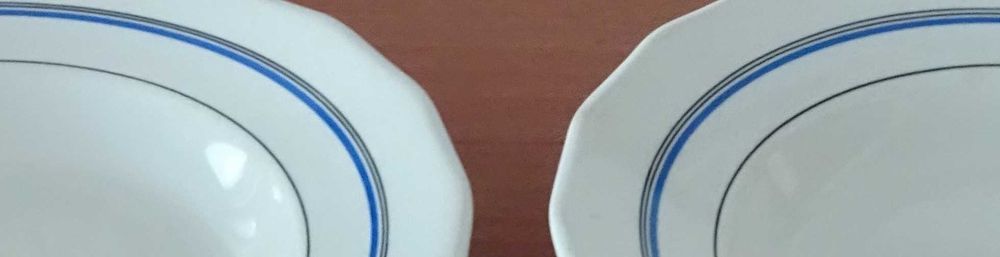 Pratos de Faiança Fina Aba Recortada da Fábrica Cerâmica da Madalena