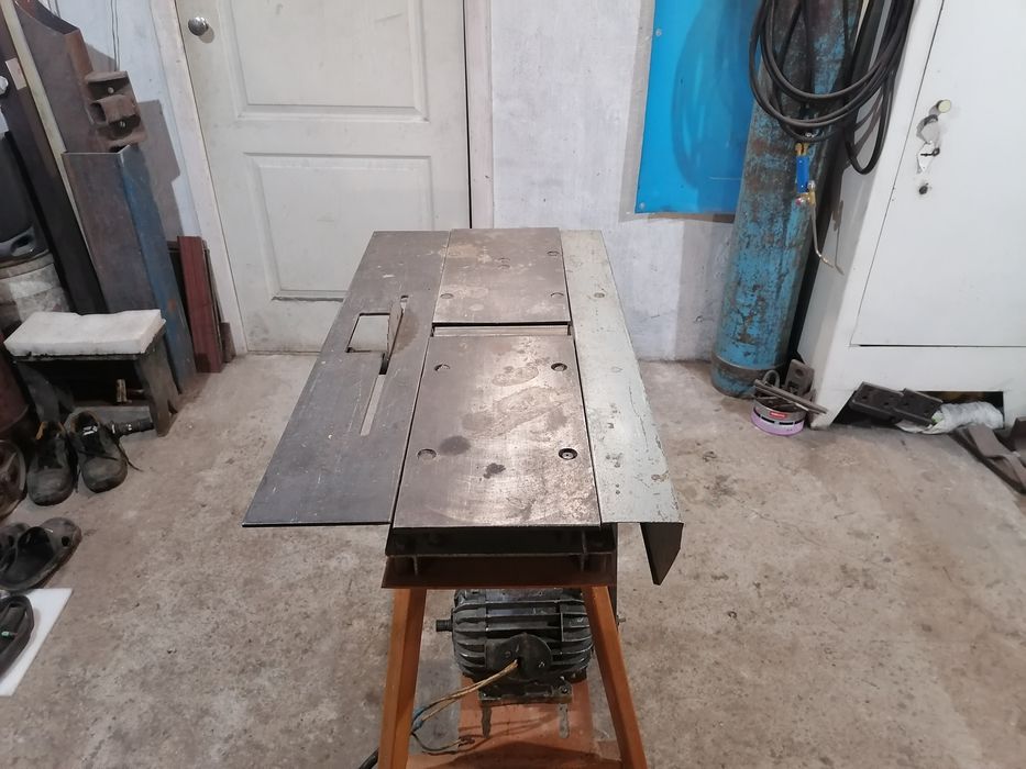 Деревообрабатывающий станок Мд-200 РЕ завод Первомайск Дизельмаш