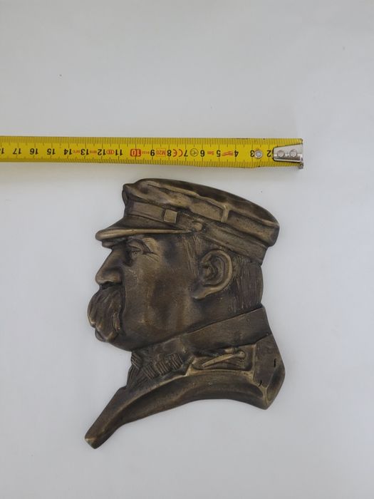 Plakietka, popiersie, odlew, Piłsudski, mosiądz