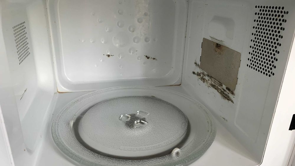 Микроволновка Saturn Полностью рабочая!