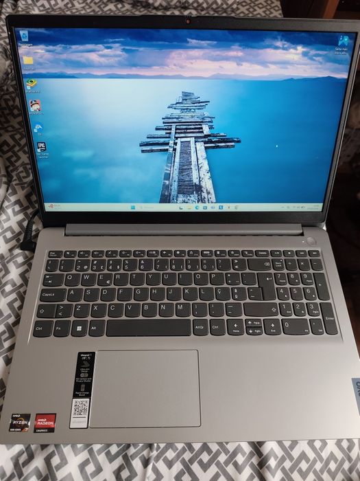 Portátil Lenovo ideapad  16gb RAM 1tb armazenamento