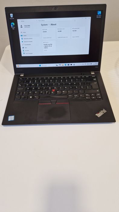 Portátil Lenovo  T480s