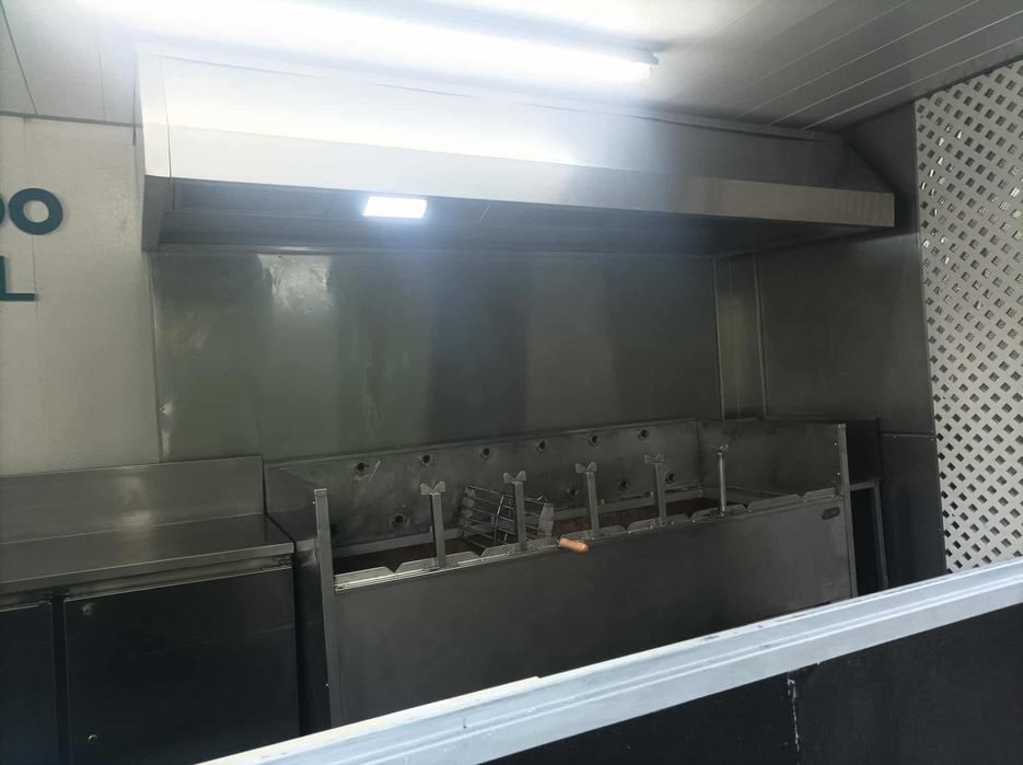 Contentor Churrasqueira/Bar