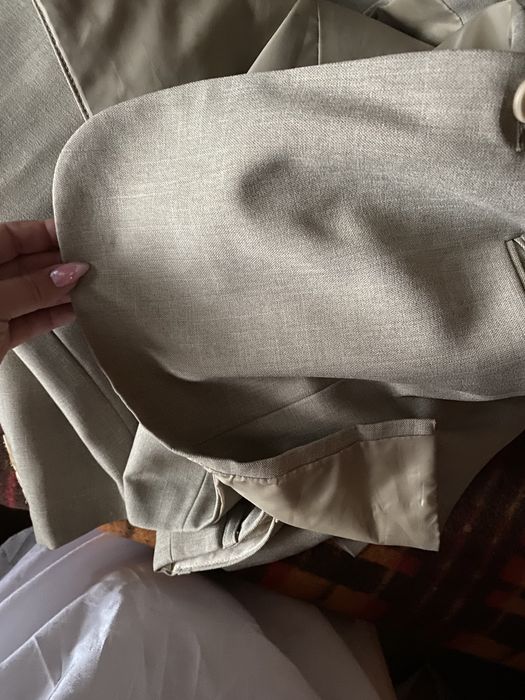 Garnitur szary marki De Vie! Polecam!