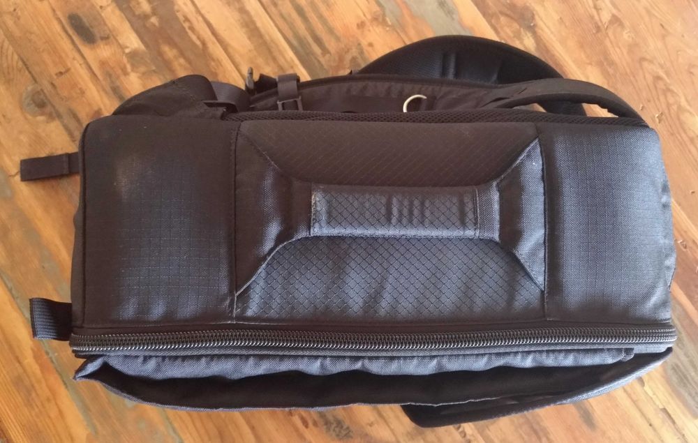 Mochila Think Tank Airport Ultralight v2.5