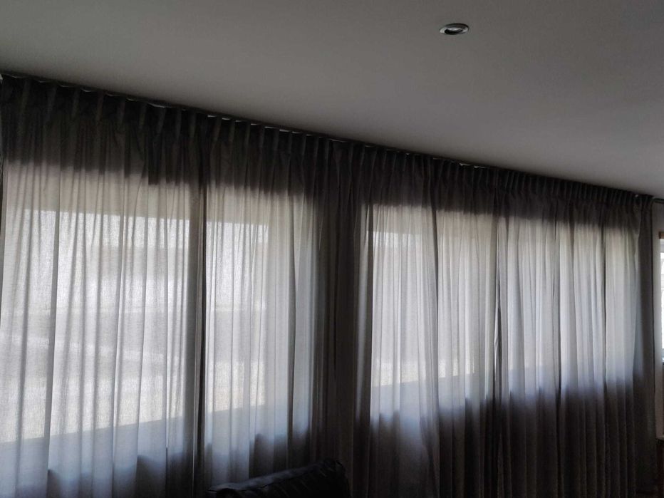 Cortinas com varão invisível